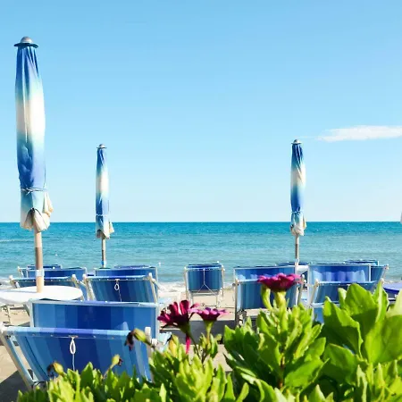 Locazione Turistica La Scogliera Costarainera
