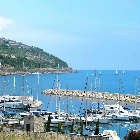 Locazione Turistica La Scogliera
